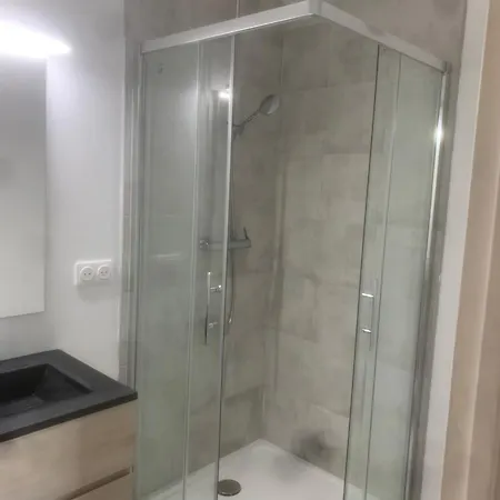 Privée Quartier Quintaou Pansiyon *